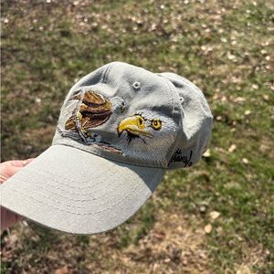 VTG | Embroidered Bald Eagle Baseball Cap | Light Gray | Unisex | Patriotic